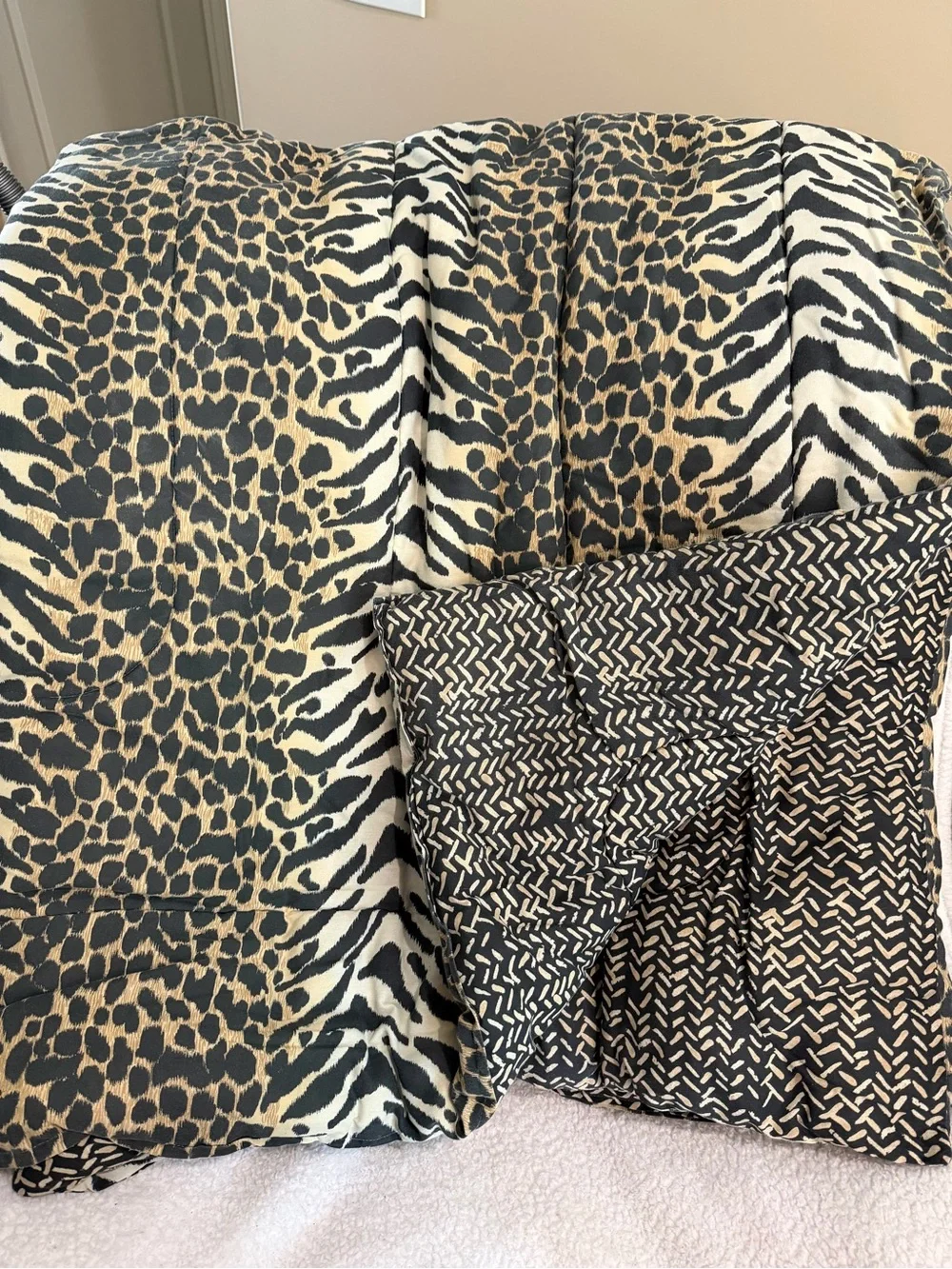 Full Size Animal Print Comforter Set - Tan & Black - Bold Leopard & Zebra Design